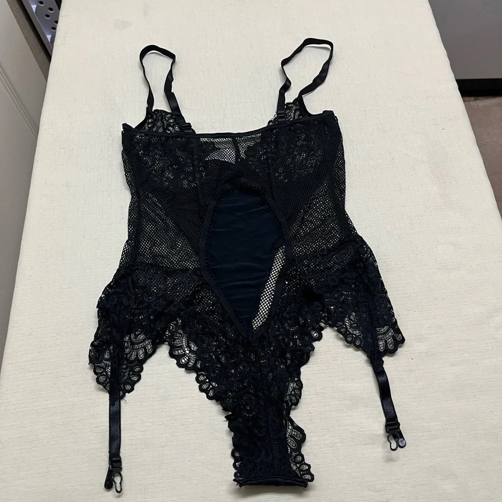 Escante Collection L black mesh & lace lingerie bodysuit